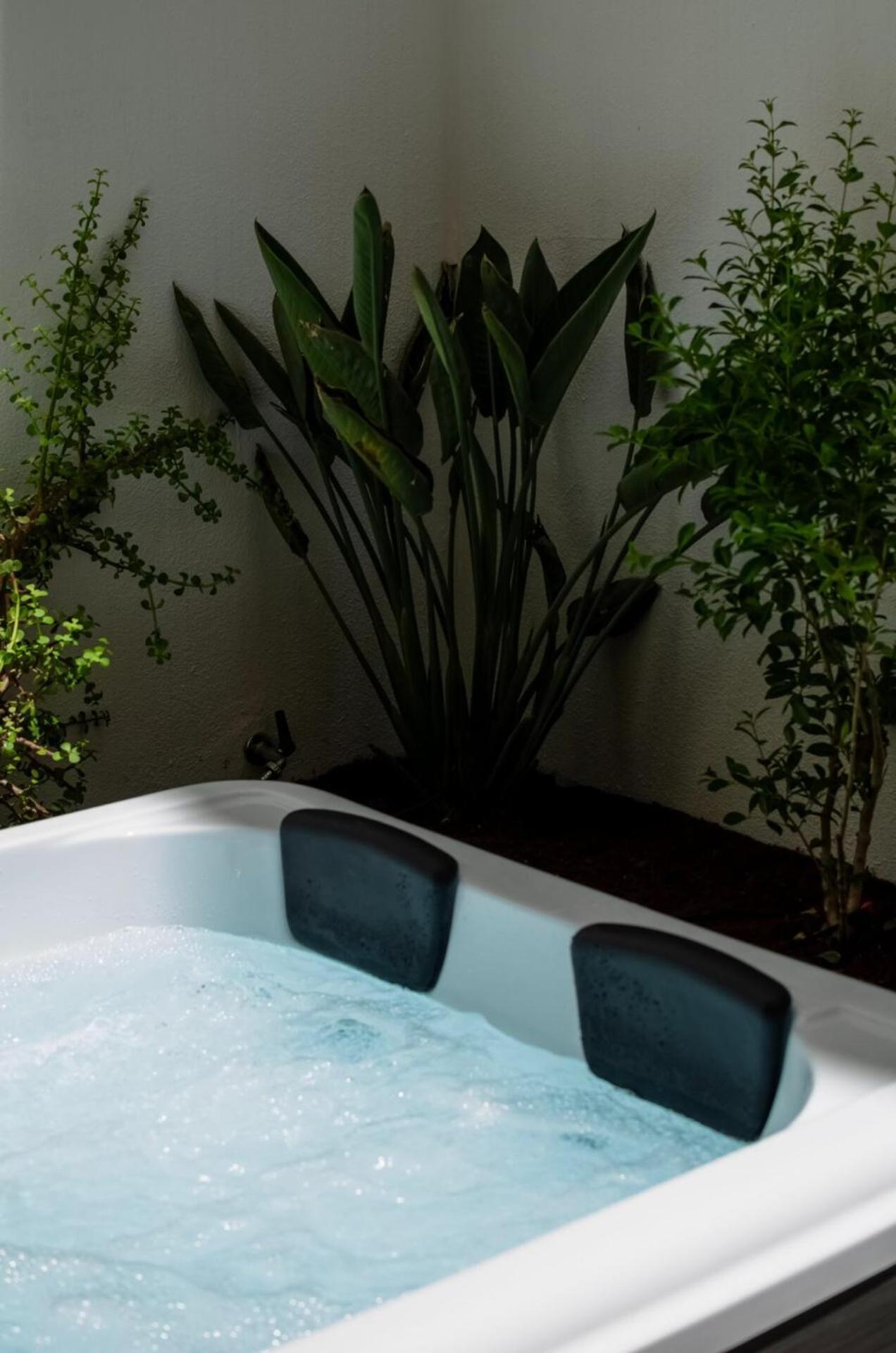 Luxury 2br Maisonette In Private Hot Tub * Sliema