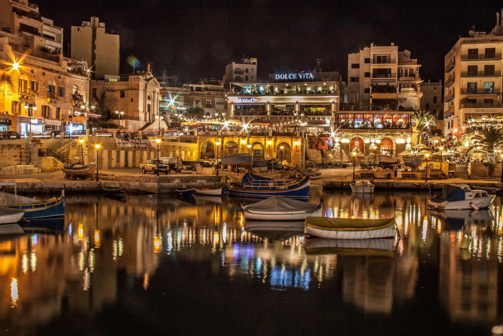 Luxury 2br Maisonette In Private Hot Tub Sliema
