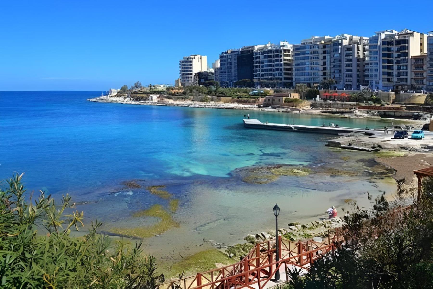 Luxury 2br Maisonette In Private Hot Tub Sliema