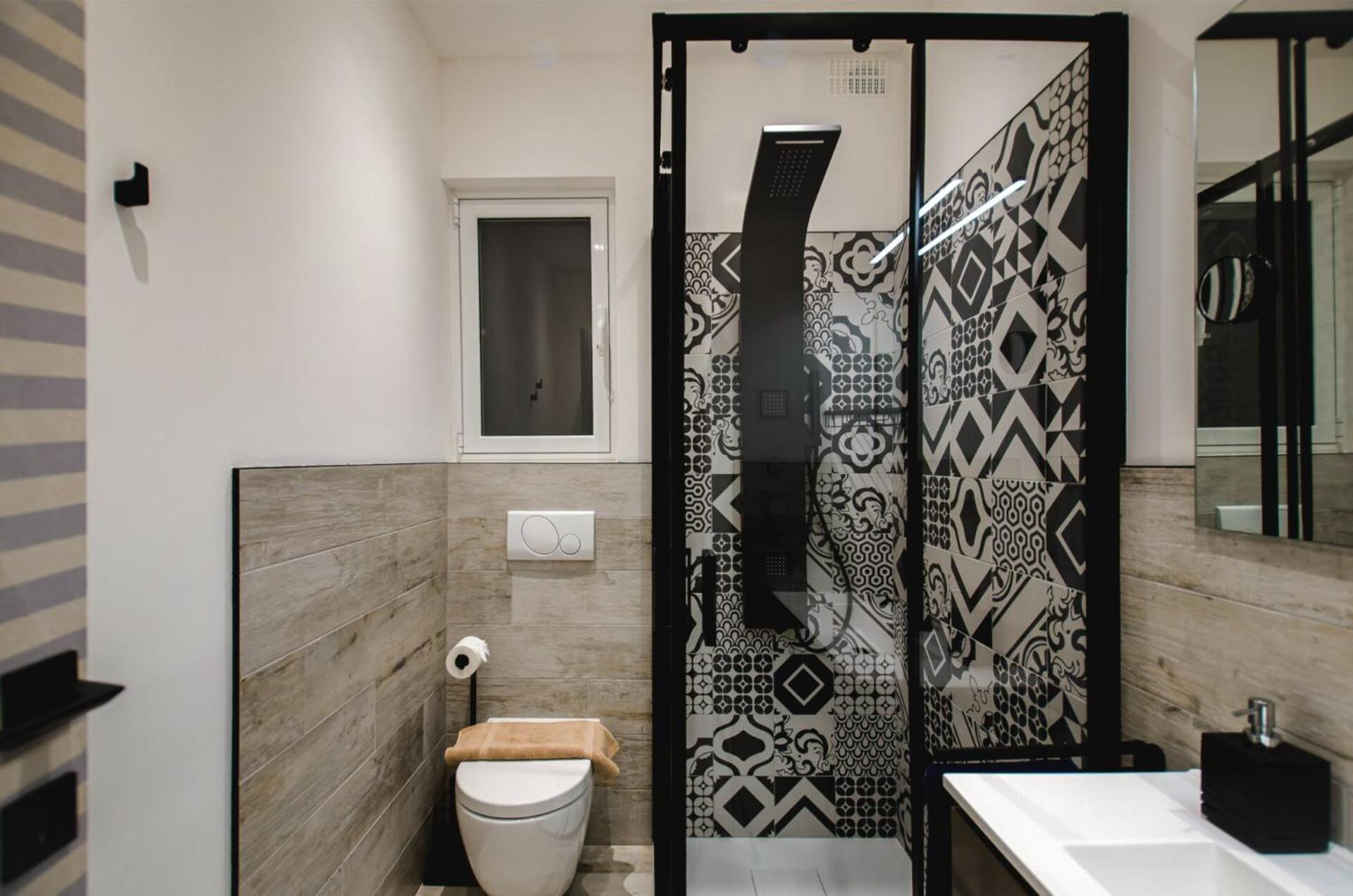 Luxury 2br Maisonette In Private Hot Tub