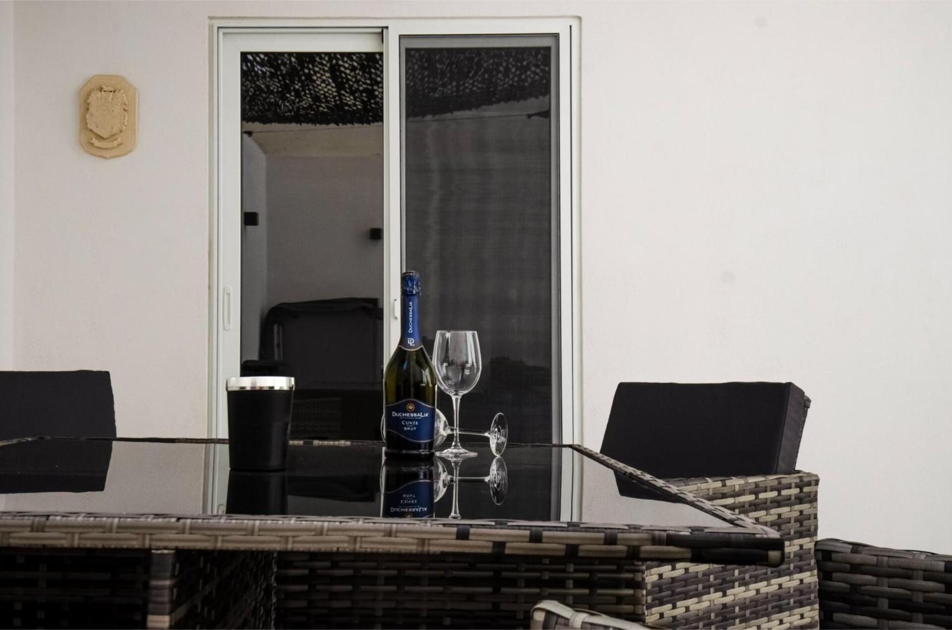 Luxury 2br Maisonette In Private Hot Tub Apartment
